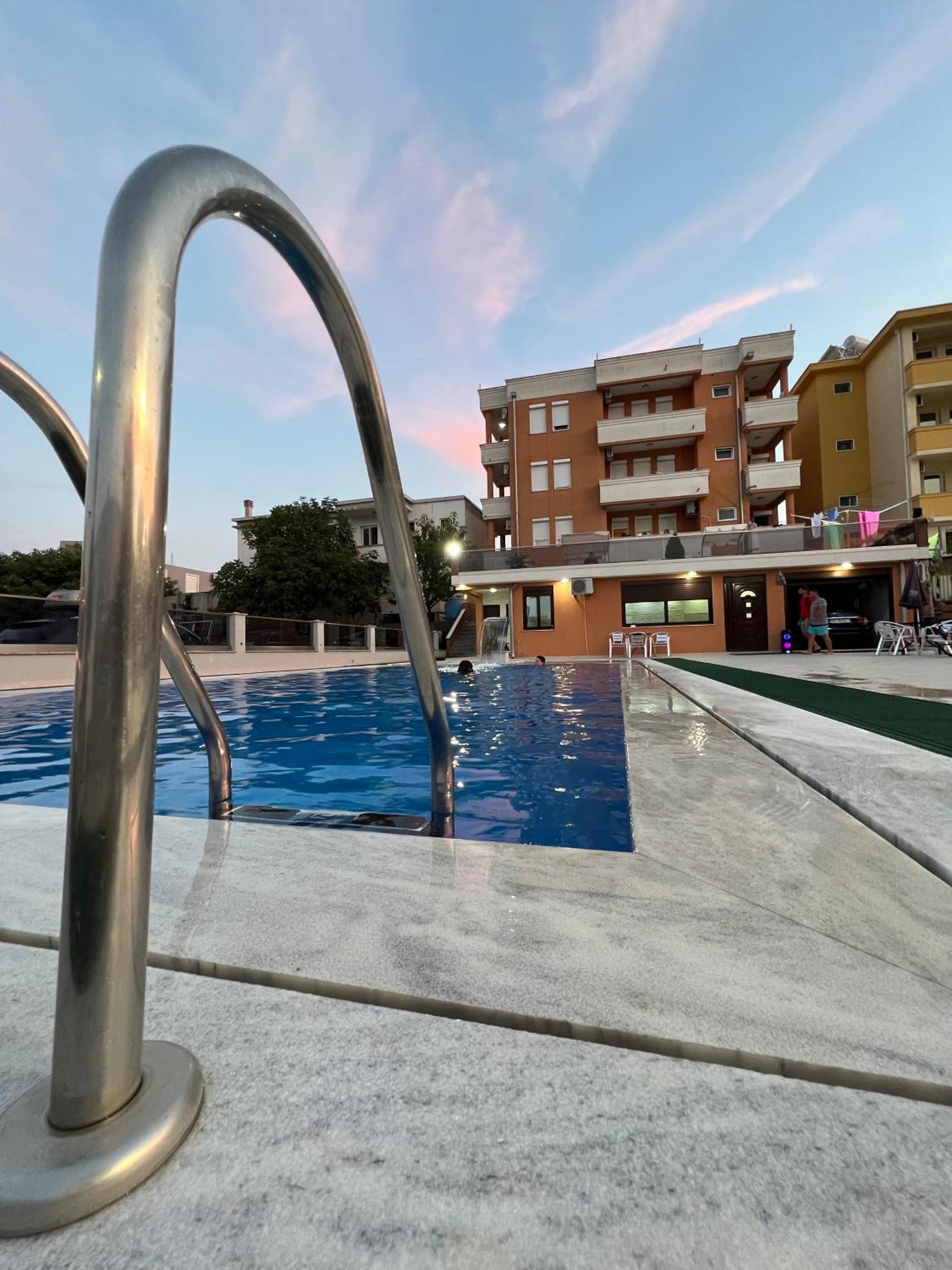 Apartments Zalli Ulcinj Extérieur photo