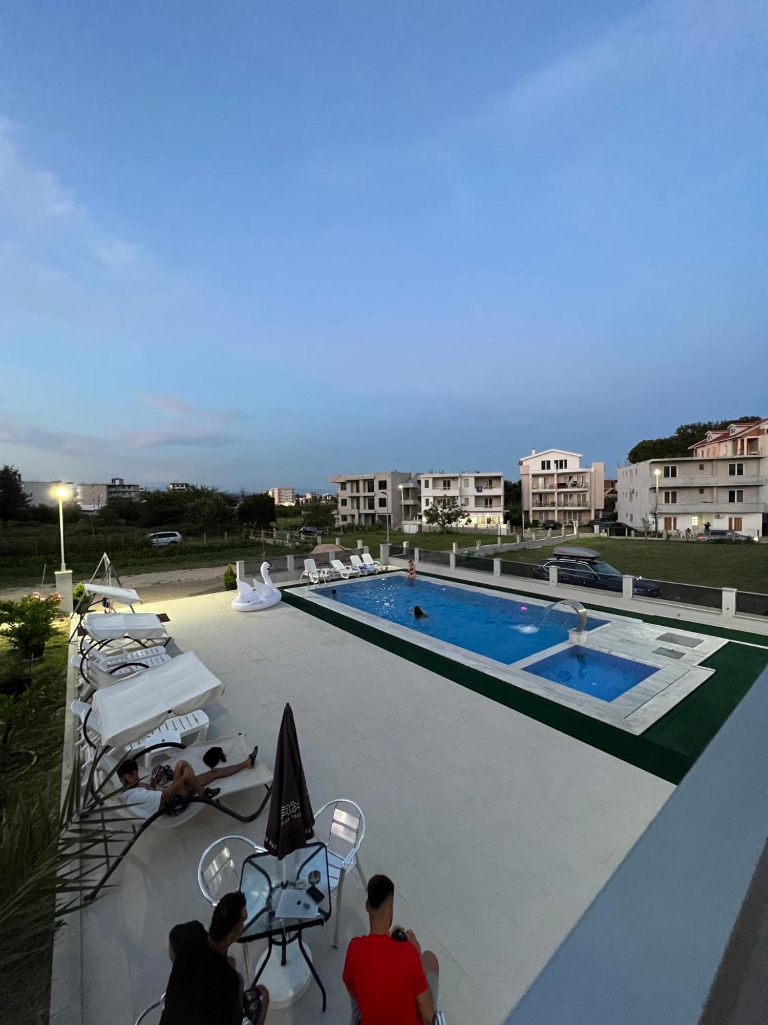 Apartments Zalli Ulcinj Extérieur photo