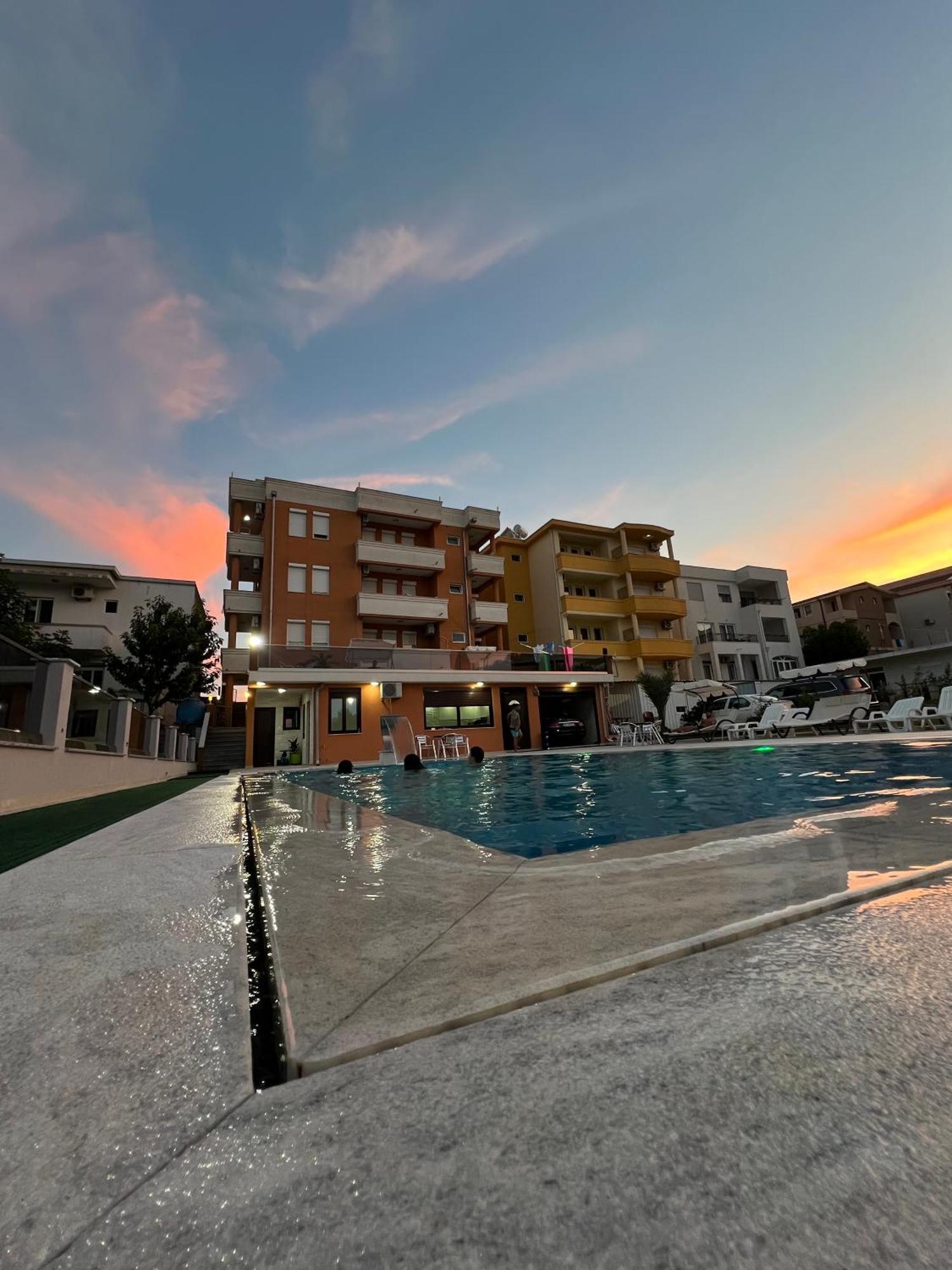 Apartments Zalli Ulcinj Extérieur photo
